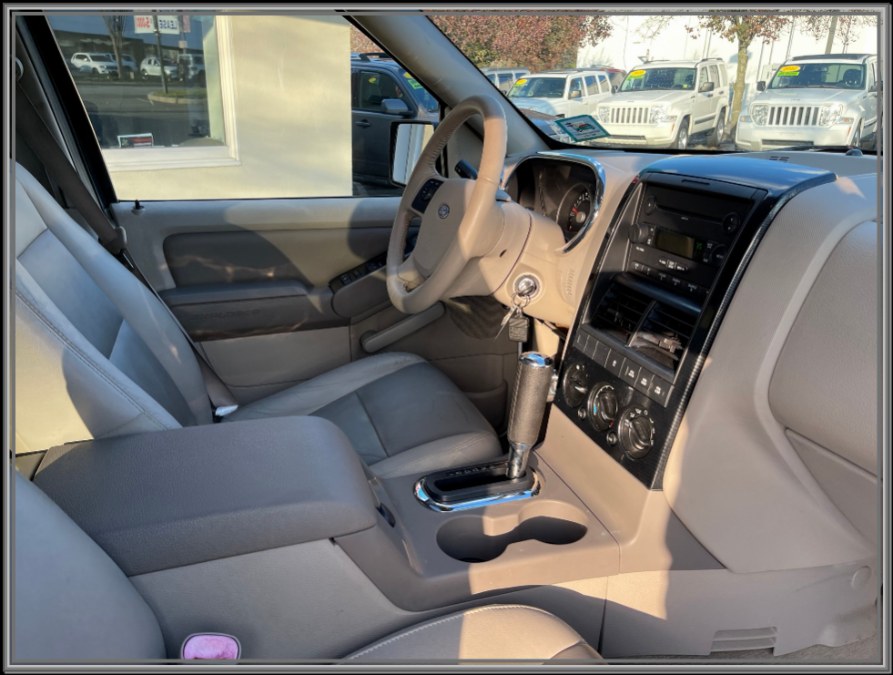 2006 Ford Explorer 4dr 114" WB 4.0L XLT 4WD, available for sale in Huntington Station, New York | My Auto Inc.. Huntington Station, New York 2006 Ford Explorer 4dr 114" WB 4.0L XLT 4WD, available for sale in Huntington Station, New York | My Auto Inc.. Huntington Station, New York