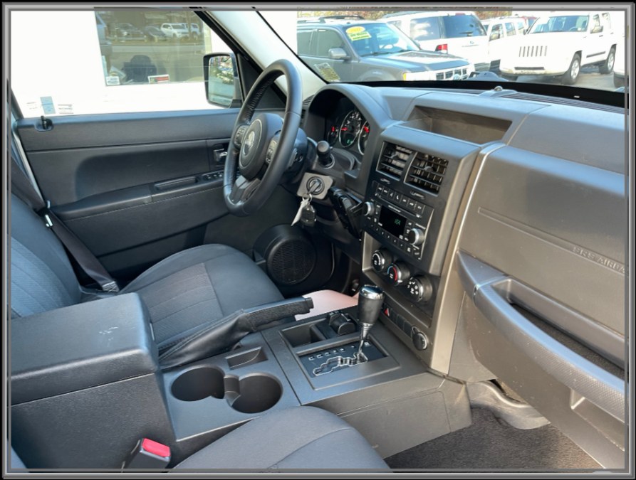 2012 Jeep Liberty 4WD 4dr Sport Latitude, available for sale in Huntington Station, New York | My Auto Inc.. Huntington Station, New York 2012 Jeep Liberty 4WD 4dr Sport Latitude, available for sale in Huntington Station, New York | My Auto Inc.. Huntington Station, New York