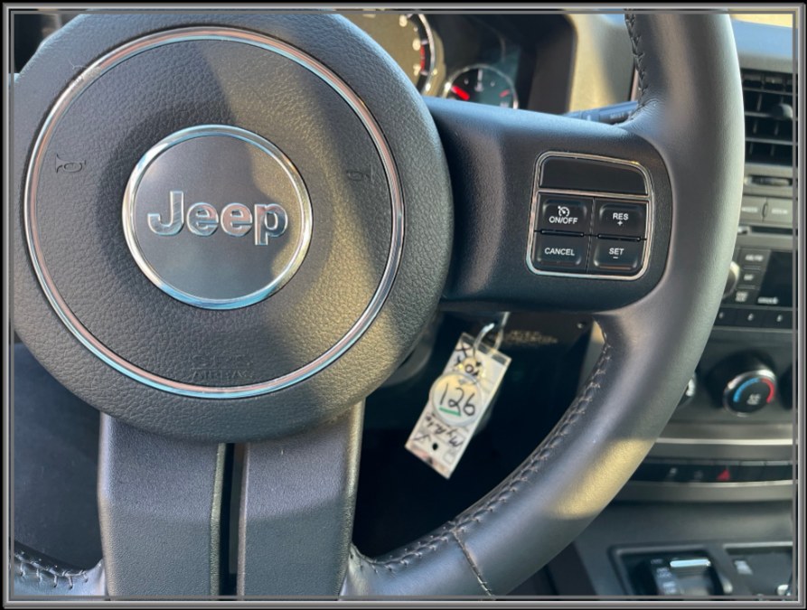 2012 Jeep Liberty 4WD 4dr Sport Latitude, available for sale in Huntington Station, New York | My Auto Inc.. Huntington Station, New York 2012 Jeep Liberty 4WD 4dr Sport Latitude, available for sale in Huntington Station, New York | My Auto Inc.. Huntington Station, New York