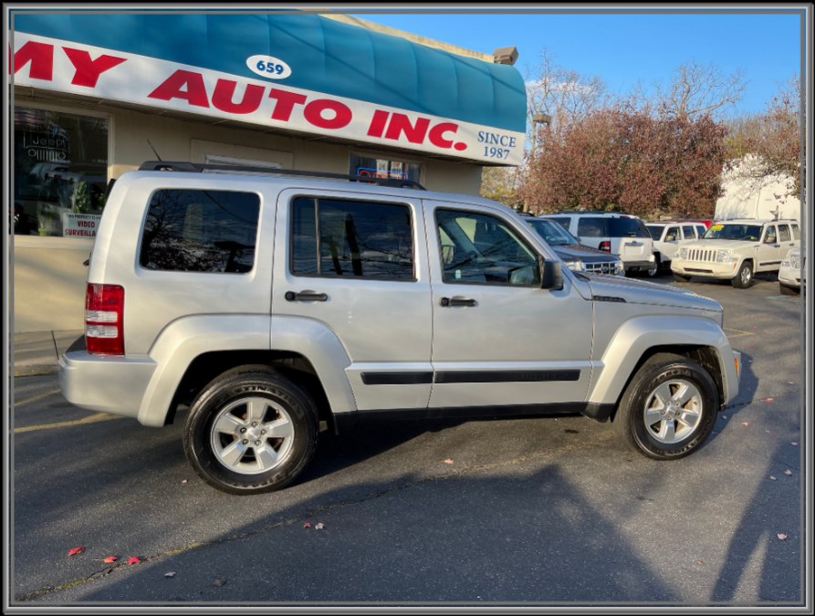 2012 Jeep Liberty 4WD 4dr Sport Latitude, available for sale in Huntington Station, New York | My Auto Inc.. Huntington Station, New York 2012 Jeep Liberty 4WD 4dr Sport Latitude, available for sale in Huntington Station, New York | My Auto Inc.. Huntington Station, New York