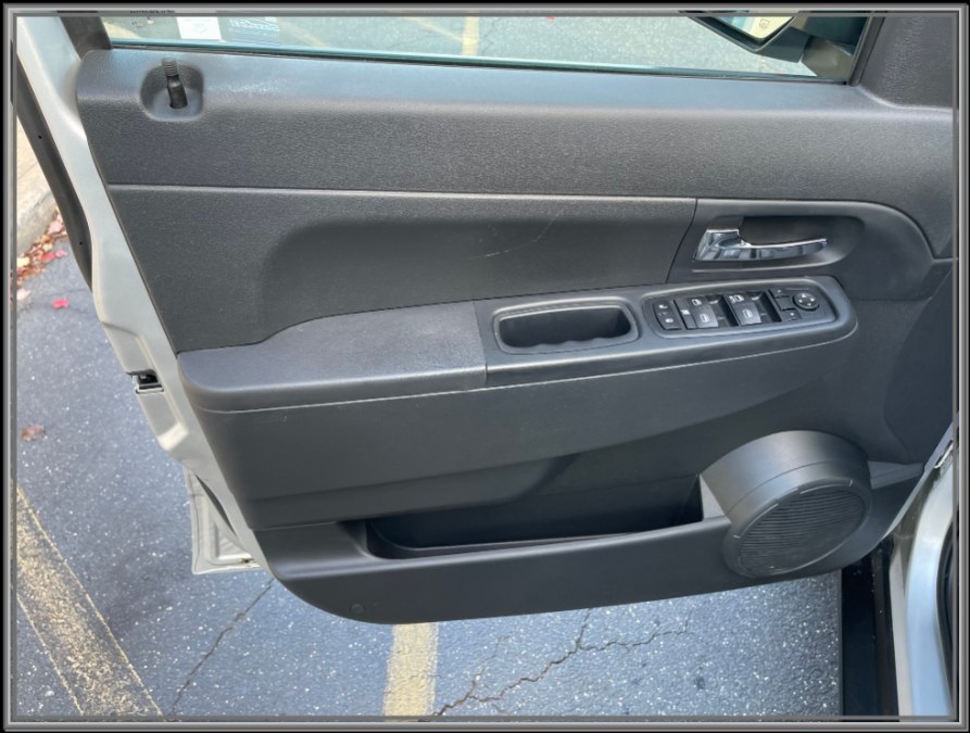 2012 Jeep Liberty 4WD 4dr Sport Latitude, available for sale in Huntington Station, New York | My Auto Inc.. Huntington Station, New York 2012 Jeep Liberty 4WD 4dr Sport Latitude, available for sale in Huntington Station, New York | My Auto Inc.. Huntington Station, New York