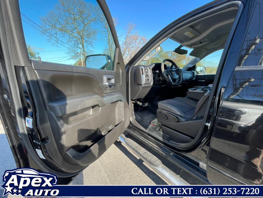 2015 Chevrolet Silverado 2500HD Built After Aug 14 4WD Crew Cab 153.7" LT, available for sale in Selden, New York | Apex Auto. Selden, New York 2015 Chevrolet Silverado 2500HD Built After Aug 14 4WD Crew Cab 153.7" LT, available for sale in Selden, New York | Apex Auto. Selden, New York