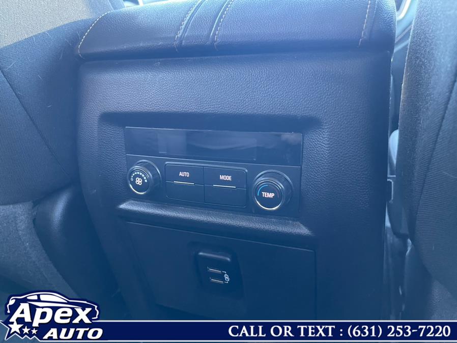 2018 Chevrolet Traverse AWD 4dr LS w/1LS, available for sale in Selden, New York | Apex Auto. Selden, New York 2018 Chevrolet Traverse AWD 4dr LS w/1LS, available for sale in Selden, New York | Apex Auto. Selden, New York