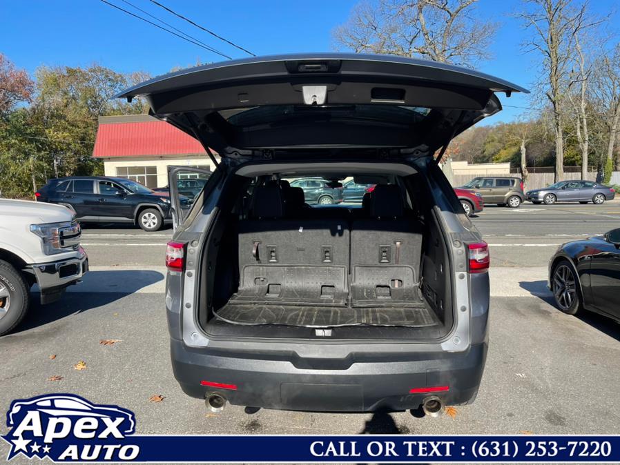 2018 Chevrolet Traverse AWD 4dr LS w/1LS, available for sale in Selden, New York | Apex Auto. Selden, New York 2018 Chevrolet Traverse AWD 4dr LS w/1LS, available for sale in Selden, New York | Apex Auto. Selden, New York