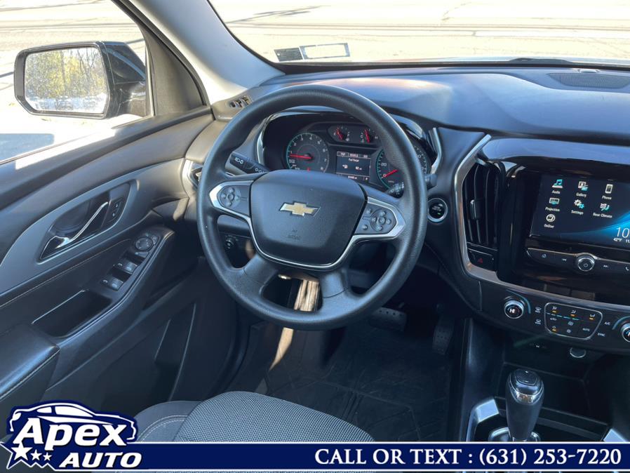 2018 Chevrolet Traverse AWD 4dr LS w/1LS, available for sale in Selden, New York | Apex Auto. Selden, New York 2018 Chevrolet Traverse AWD 4dr LS w/1LS, available for sale in Selden, New York | Apex Auto. Selden, New York