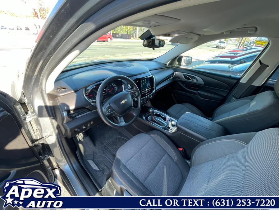 2018 Chevrolet Traverse AWD 4dr LS w/1LS, available for sale in Selden, New York | Apex Auto. Selden, New York 2018 Chevrolet Traverse AWD 4dr LS w/1LS, available for sale in Selden, New York | Apex Auto. Selden, New York