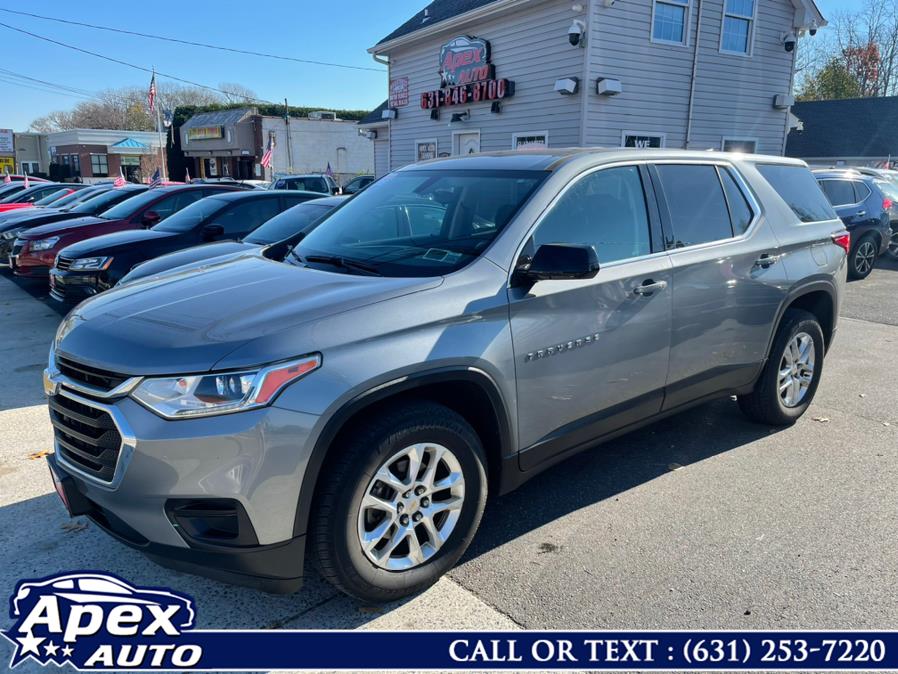 2018 Chevrolet Traverse AWD 4dr LS w/1LS, available for sale in Selden, New York | Apex Auto. Selden, New York 2018 Chevrolet Traverse AWD 4dr LS w/1LS, available for sale in Selden, New York | Apex Auto. Selden, New York