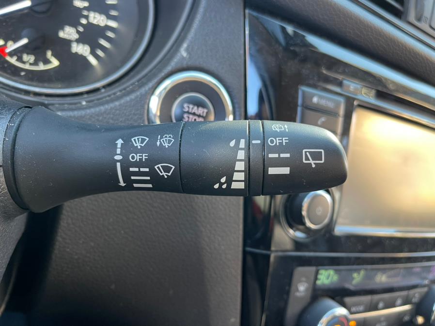 Used Nissan Rogue AWD SV 2019 | Champion Used Auto Sales LLC. Newark, New Jersey Used Nissan Rogue AWD SV 2019 | Champion Used Auto Sales LLC. Newark, New Jersey