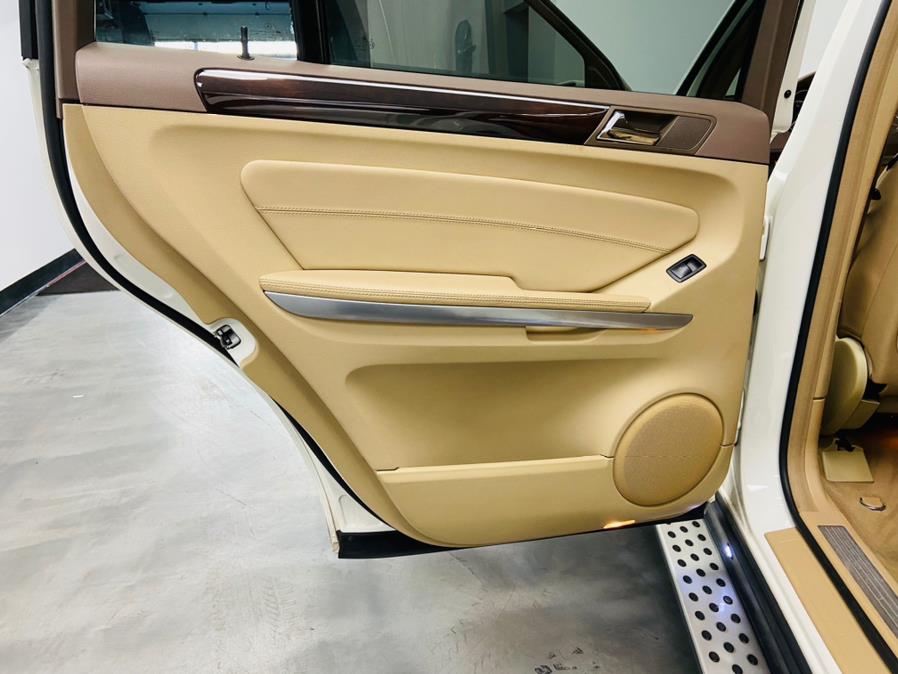 Used Mercedes-Benz GL-Class 4MATIC 4dr GL550 2012 | East Coast Auto Group. Linden, New Jersey Used Mercedes-Benz GL-Class 4MATIC 4dr GL550 2012 | East Coast Auto Group. Linden, New Jersey