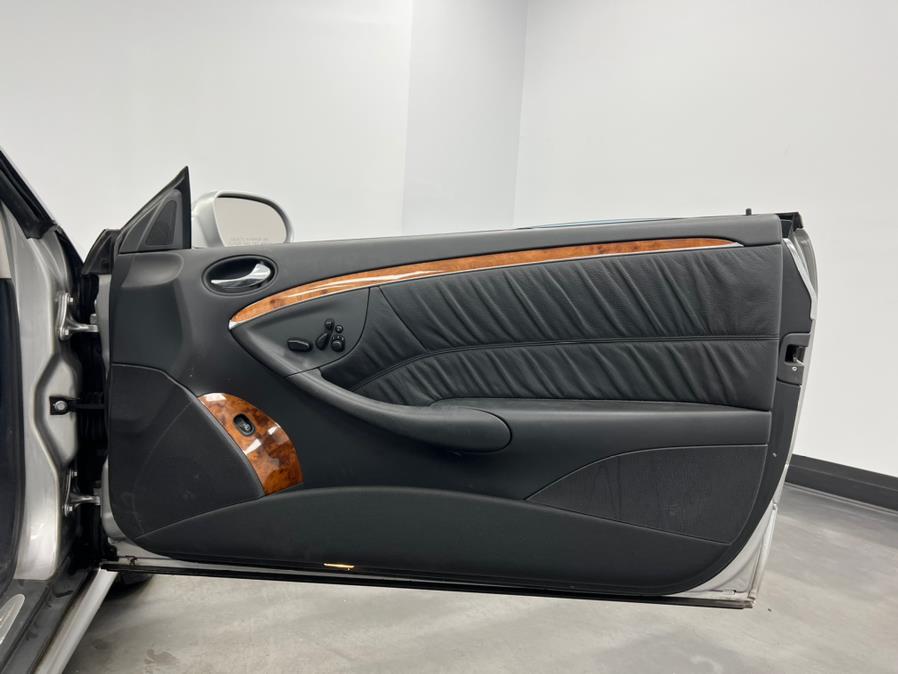Used Mercedes-Benz CLK-Class 2dr Cabriolet 5.0L 2005 | M Auto Group. Elizabeth, New Jersey Used Mercedes-Benz CLK-Class 2dr Cabriolet 5.0L 2005 | M Auto Group. Elizabeth, New Jersey