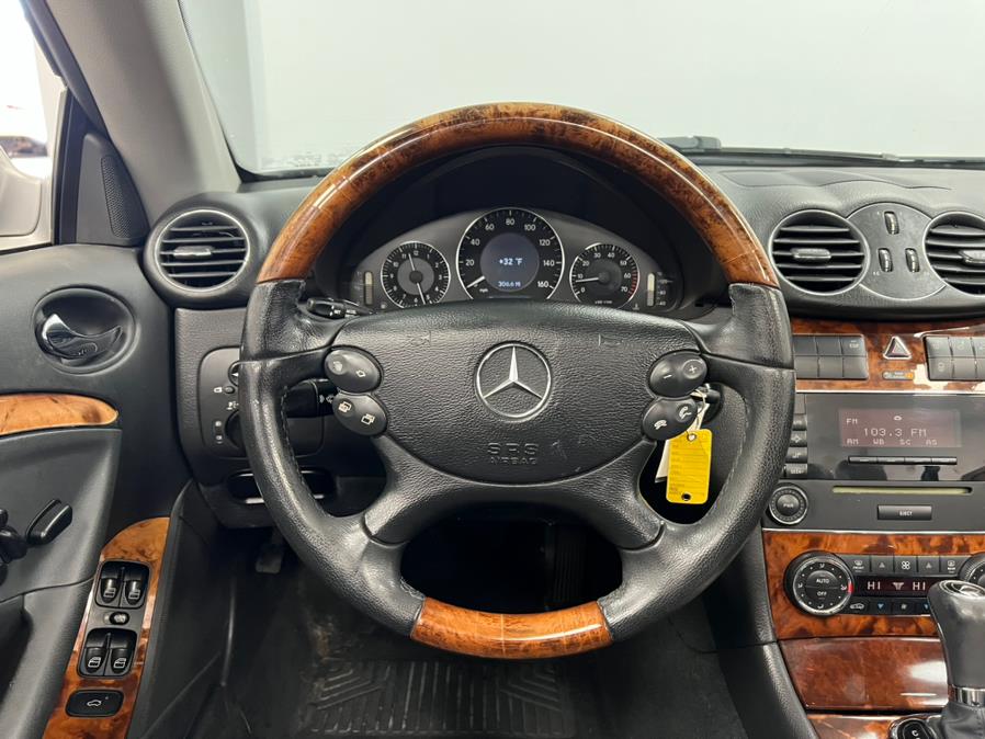 Used Mercedes-Benz CLK-Class 2dr Cabriolet 5.0L 2005 | M Auto Group. Elizabeth, New Jersey Used Mercedes-Benz CLK-Class 2dr Cabriolet 5.0L 2005 | M Auto Group. Elizabeth, New Jersey
