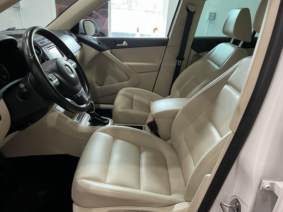 Used Volkswagen Tiguan 4WD 4dr Auto S 2013 | CARMANIA USA. Chesapeake, Virginia Used Volkswagen Tiguan 4WD 4dr Auto S 2013 | CARMANIA USA. Chesapeake, Virginia