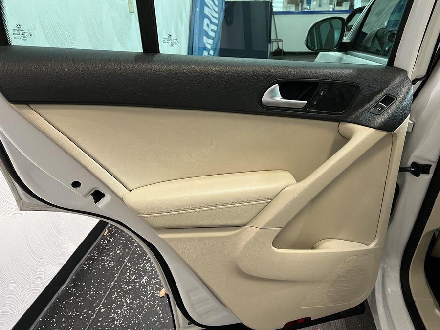 Used Volkswagen Tiguan 4WD 4dr Auto S 2013 | CARMANIA USA. Chesapeake, Virginia Used Volkswagen Tiguan 4WD 4dr Auto S 2013 | CARMANIA USA. Chesapeake, Virginia
