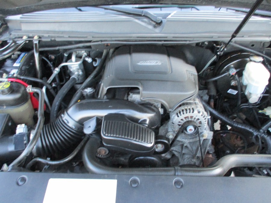 2013 Chevrolet Avalanche 4WD Crew Cab LT, available for sale in Suffield, Connecticut | Suffield Auto Sales. Suffield, Connecticut 2013 Chevrolet Avalanche 4WD Crew Cab LT, available for sale in Suffield, Connecticut | Suffield Auto Sales. Suffield, Connecticut