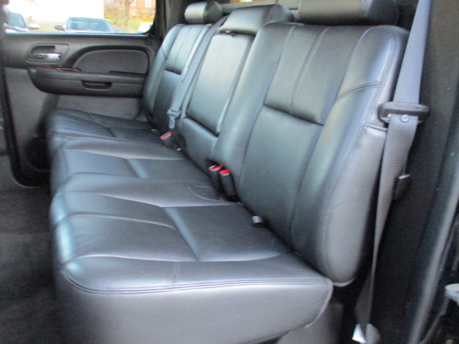 2013 Chevrolet Avalanche 4WD Crew Cab LT, available for sale in Suffield, Connecticut | Suffield Auto Sales. Suffield, Connecticut 2013 Chevrolet Avalanche 4WD Crew Cab LT, available for sale in Suffield, Connecticut | Suffield Auto Sales. Suffield, Connecticut