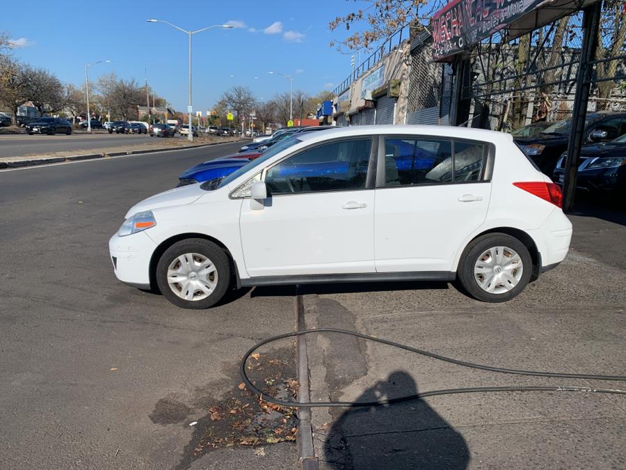 Used Nissan Versa 5dr HB I4 CVT 1.8 SL 2010 | Rubber Bros Auto World. Brooklyn, New York Used Nissan Versa 5dr HB I4 CVT 1.8 SL 2010 | Rubber Bros Auto World. Brooklyn, New York