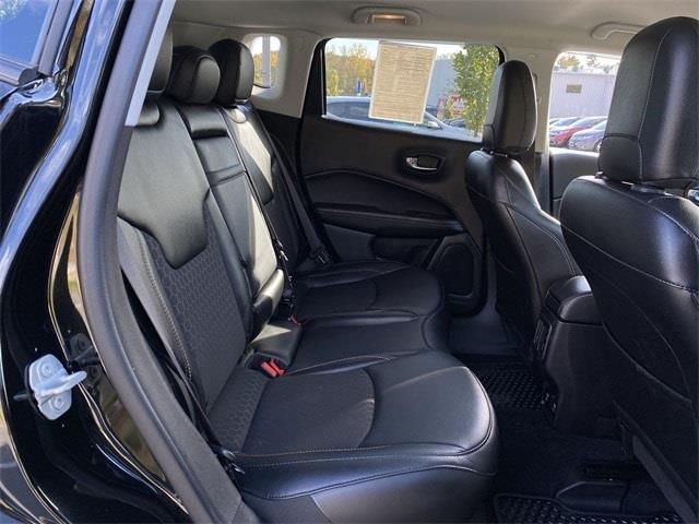 Used Jeep Compass Latitude 2019 | Sullivan Automotive Group. Avon, Connecticut
