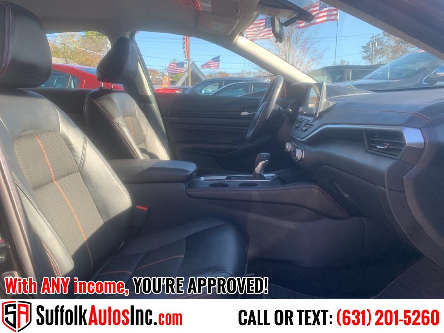 Used Nissan Altima 2.5 SR Sedan 2022 | Suffolk Autos Inc. Medford, New York Used Nissan Altima 2.5 SR Sedan 2022 | Suffolk Autos Inc. Medford, New York