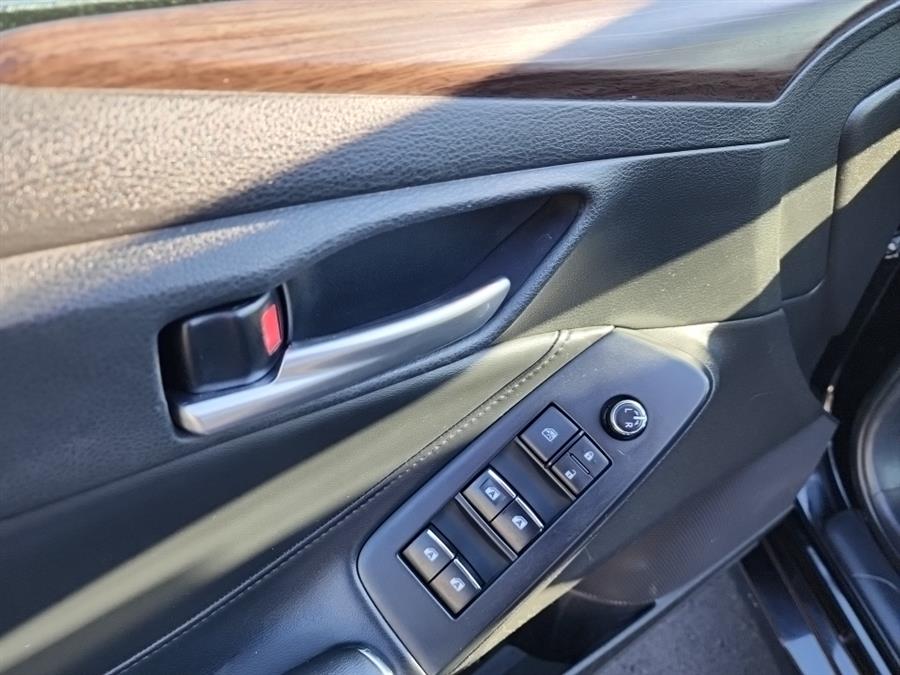 Used Toyota Avalon XLE (Natl) 2019 | L.I. Auto Gallery. Islip, New York Used Toyota Avalon XLE (Natl) 2019 | L.I. Auto Gallery. Islip, New York