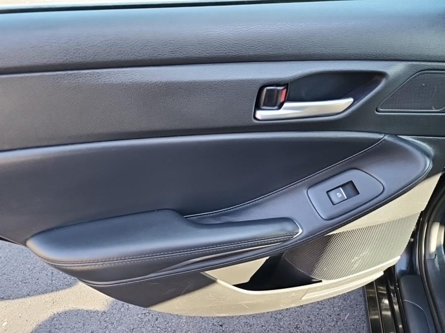 Used Toyota Avalon XLE (Natl) 2019 | L.I. Auto Gallery. Islip, New York Used Toyota Avalon XLE (Natl) 2019 | L.I. Auto Gallery. Islip, New York