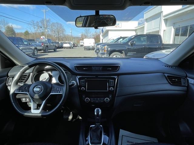 Used Nissan Rogue SV 2018 | Blasius Federal Road. Brookfield, Connecticut Used Nissan Rogue SV 2018 | Blasius Federal Road. Brookfield, Connecticut