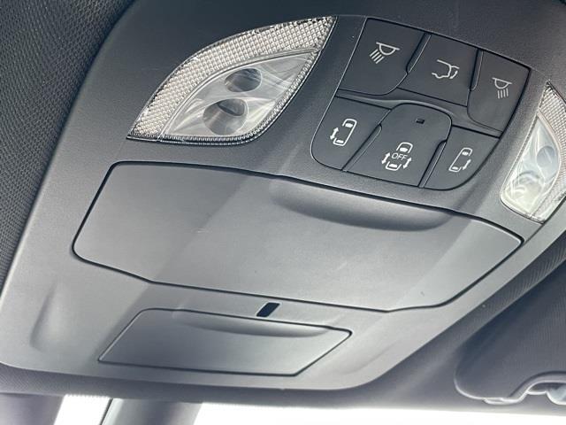 Used Chrysler Pacifica Hybrid Limited 2021 | Blasius Federal Road. Brookfield, Connecticut Used Chrysler Pacifica Hybrid Limited 2021 | Blasius Federal Road. Brookfield, Connecticut
