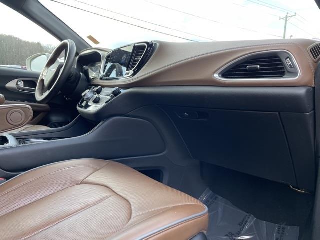 Used Chrysler Pacifica Hybrid Limited 2021 | Blasius Federal Road. Brookfield, Connecticut Used Chrysler Pacifica Hybrid Limited 2021 | Blasius Federal Road. Brookfield, Connecticut