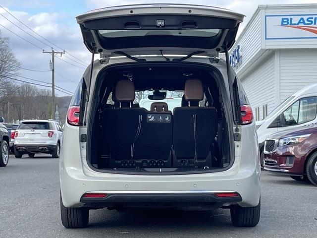 Used Chrysler Pacifica Hybrid Limited 2021 | Blasius Federal Road. Brookfield, Connecticut Used Chrysler Pacifica Hybrid Limited 2021 | Blasius Federal Road. Brookfield, Connecticut