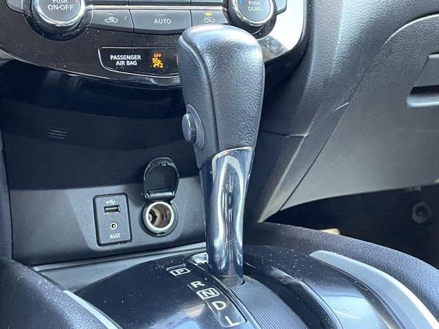 Used Nissan Rogue SL 2016 | Blasius Federal Road. Brookfield, Connecticut Used Nissan Rogue SL 2016 | Blasius Federal Road. Brookfield, Connecticut