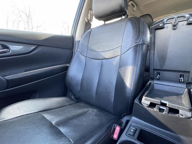 Used Nissan Rogue SL 2016 | Blasius Federal Road. Brookfield, Connecticut Used Nissan Rogue SL 2016 | Blasius Federal Road. Brookfield, Connecticut