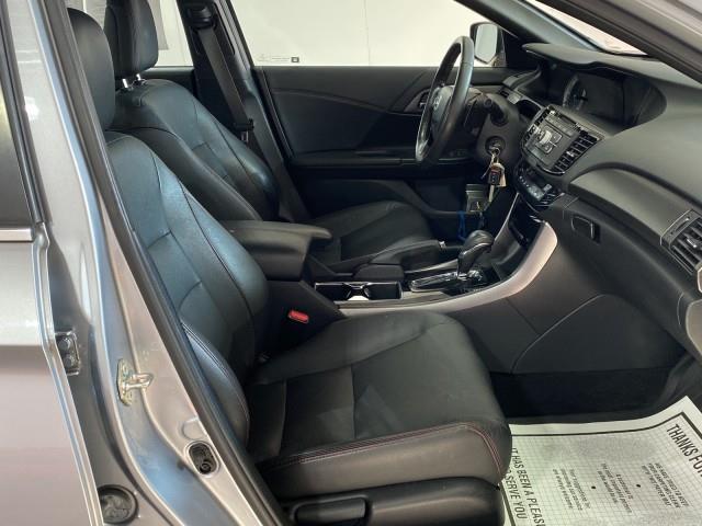 Used Honda Accord Sedan Sport SE 2017 | Queens Auto Mall. Richmond Hill, New York Used Honda Accord Sedan Sport SE 2017 | Queens Auto Mall. Richmond Hill, New York
