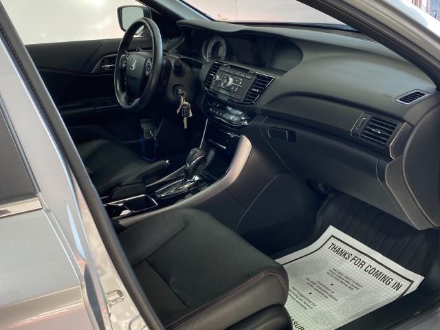 Used Honda Accord Sedan Sport SE 2017 | Queens Auto Mall. Richmond Hill, New York Used Honda Accord Sedan Sport SE 2017 | Queens Auto Mall. Richmond Hill, New York