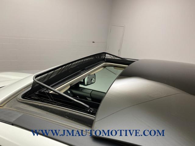 Used Land Rover Lr2 AWD 4dr HSE 2012 | J&M Automotive Sls&Svc LLC. Naugatuck, Connecticut Used Land Rover Lr2 AWD 4dr HSE 2012 | J&M Automotive Sls&Svc LLC. Naugatuck, Connecticut