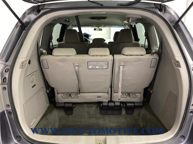 2016 Honda Odyssey 5dr SE, available for sale in Naugatuck, Connecticut | J&M Automotive Sls&Svc LLC. Naugatuck, Connecticut 2016 Honda Odyssey 5dr SE, available for sale in Naugatuck, Connecticut | J&M Automotive Sls&Svc LLC. Naugatuck, Connecticut