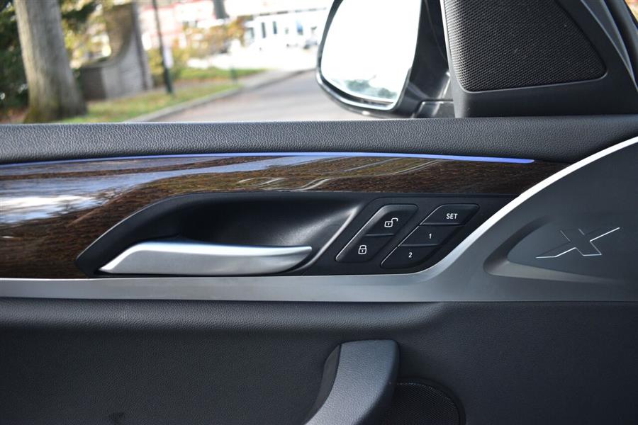 2021 BMW X4 xDrive30i AWD 4dr Sports Activity Coupe, available for sale in Great Neck, New York | Camy Cars. Great Neck, New York 2021 BMW X4 xDrive30i AWD 4dr Sports Activity Coupe, available for sale in Great Neck, New York | Camy Cars. Great Neck, New York