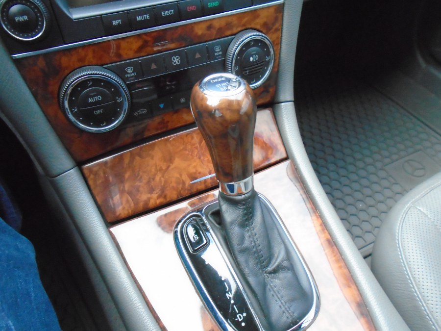 2006 Mercedes-Benz CLK-Class 2dr Cabriolet 5.0L, available for sale in Waterbury, Connecticut | Jim Juliani Motors. Waterbury, Connecticut 2006 Mercedes-Benz CLK-Class 2dr Cabriolet 5.0L, available for sale in Waterbury, Connecticut | Jim Juliani Motors. Waterbury, Connecticut