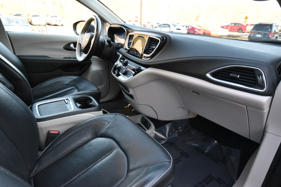 Used Chrysler Pacifica Limited 2020 | Highline Car Connection. Waterbury, Connecticut Used Chrysler Pacifica Limited 2020 | Highline Car Connection. Waterbury, Connecticut