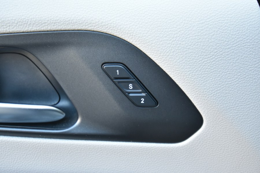 Used Chrysler Pacifica Limited 2020 | Highline Car Connection. Waterbury, Connecticut Used Chrysler Pacifica Limited 2020 | Highline Car Connection. Waterbury, Connecticut