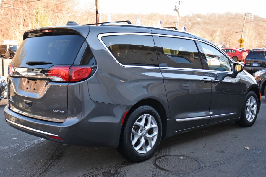 Used Chrysler Pacifica Limited 2020 | Highline Car Connection. Waterbury, Connecticut Used Chrysler Pacifica Limited 2020 | Highline Car Connection. Waterbury, Connecticut