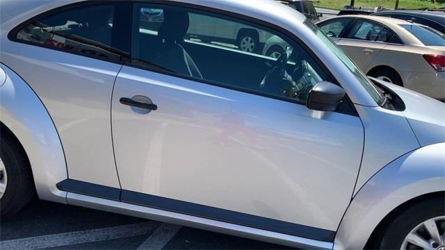2013 Volkswagen Beetle 2.5L Entry, available for sale in Stratford, Connecticut | Wiz Leasing Inc. Stratford, Connecticut 2013 Volkswagen Beetle 2.5L Entry, available for sale in Stratford, Connecticut | Wiz Leasing Inc. Stratford, Connecticut