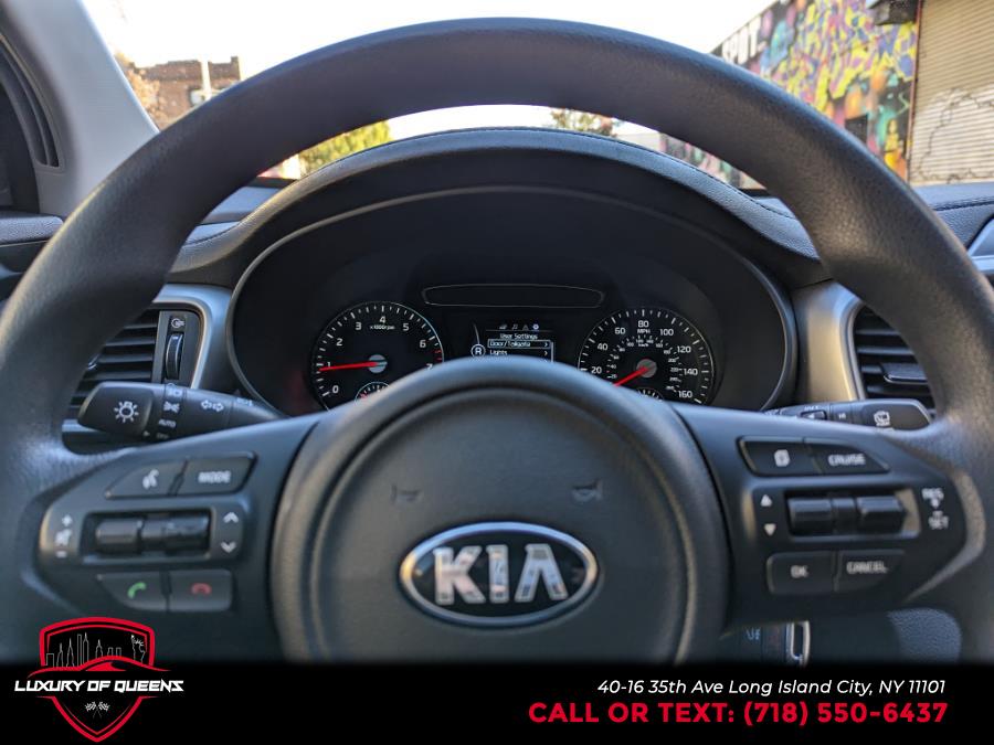 2017 Kia Sorento LX FWD, available for sale in Long Island City, New York | Luxury Of Queens. Long Island City, New York 2017 Kia Sorento LX FWD, available for sale in Long Island City, New York | Luxury Of Queens. Long Island City, New York