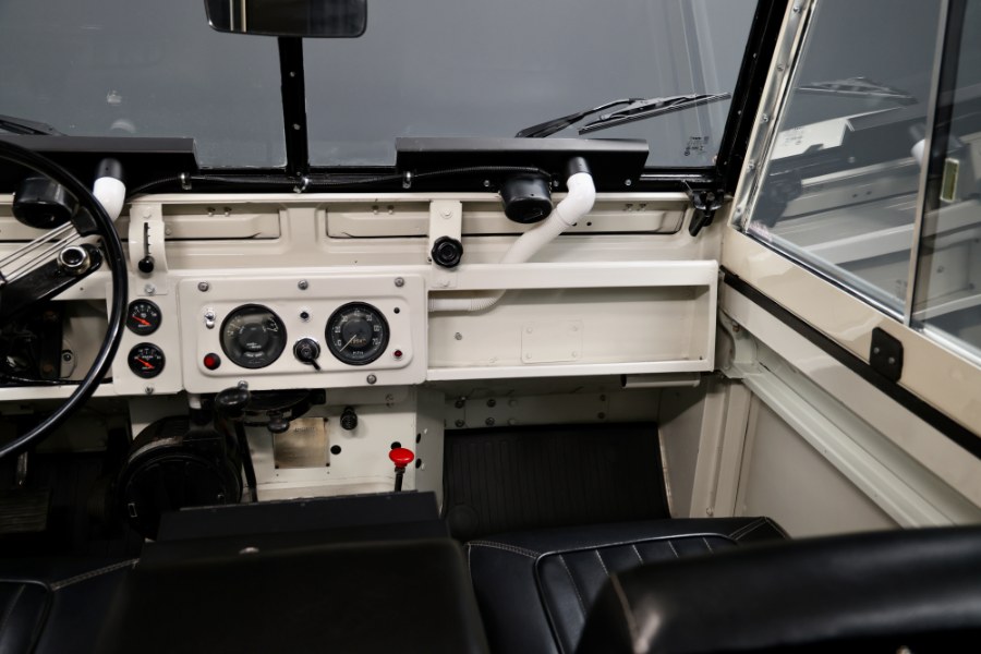 Used Land Rover Series 2 88 1960 | Meccanic Shop North Inc. North Salem, New York Used Land Rover Series 2 88 1960 | Meccanic Shop North Inc. North Salem, New York