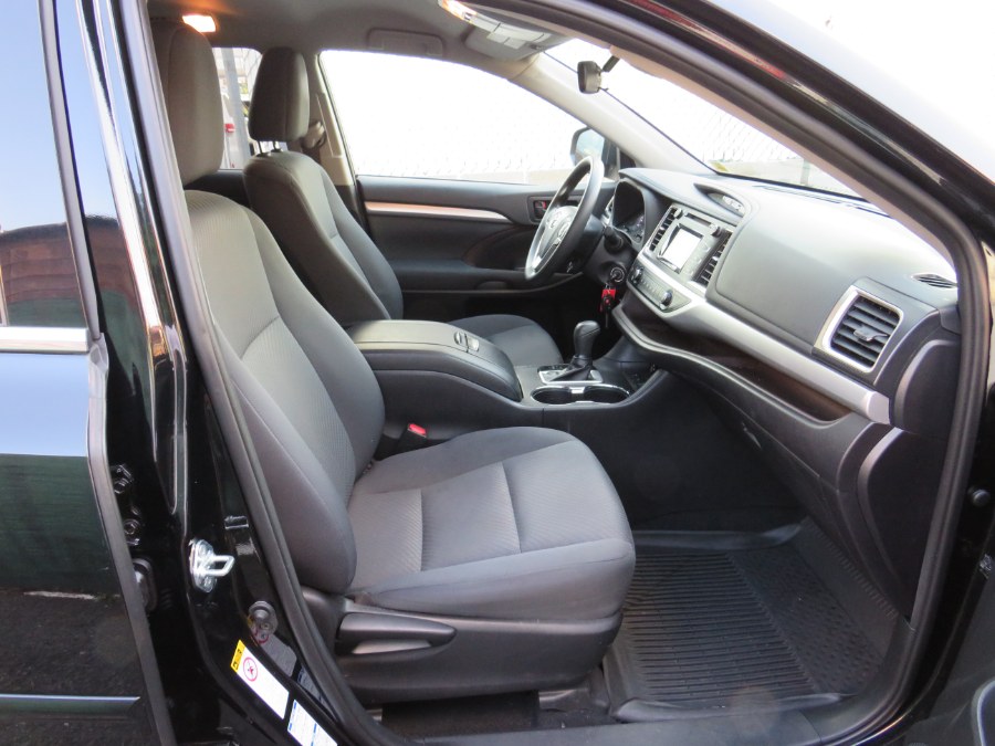 2019 Toyota Highlander LE AWD, available for sale in Middle Village, New York | Road Masters II INC. Middle Village, New York 2019 Toyota Highlander LE AWD, available for sale in Middle Village, New York | Road Masters II INC. Middle Village, New York