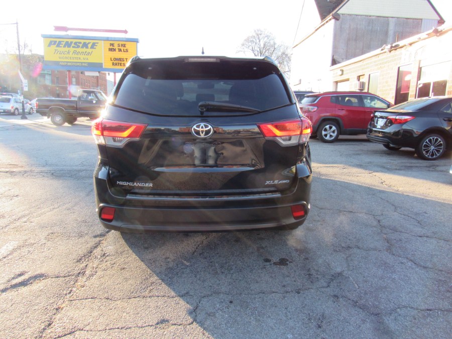 Used Toyota Highlander XLE 2019 | Hilario's Auto Sales Inc.. Worcester, Massachusetts Used Toyota Highlander XLE 2019 | Hilario's Auto Sales Inc.. Worcester, Massachusetts