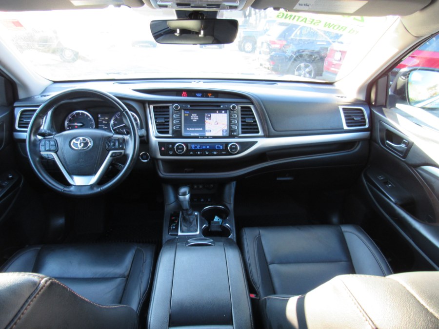 Used Toyota Highlander XLE 2019 | Hilario's Auto Sales Inc.. Worcester, Massachusetts Used Toyota Highlander XLE 2019 | Hilario's Auto Sales Inc.. Worcester, Massachusetts