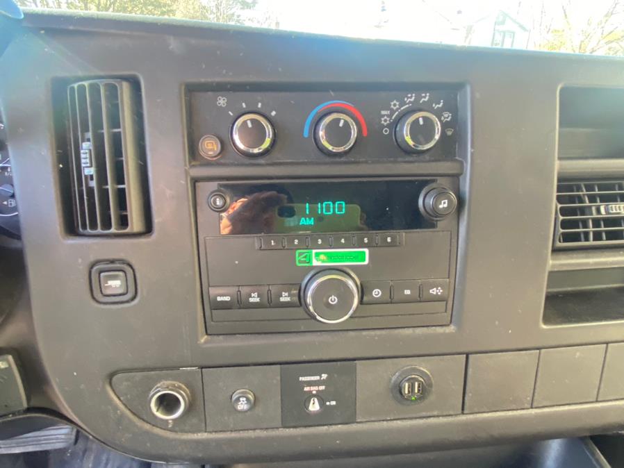 Used GMC Savana Cargo Van RWD 2500 135" 2013 | CT Auto. Bridgeport, Connecticut Used GMC Savana Cargo Van RWD 2500 135" 2013 | CT Auto. Bridgeport, Connecticut