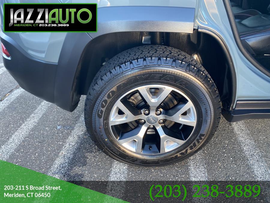 Used Jeep Cherokee 4WD 4dr Trailhawk 2015 | Jazzi Auto Sales LLC. Meriden, Connecticut Used Jeep Cherokee 4WD 4dr Trailhawk 2015 | Jazzi Auto Sales LLC. Meriden, Connecticut