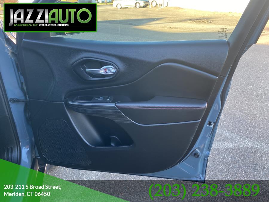Used Jeep Cherokee 4WD 4dr Trailhawk 2015 | Jazzi Auto Sales LLC. Meriden, Connecticut Used Jeep Cherokee 4WD 4dr Trailhawk 2015 | Jazzi Auto Sales LLC. Meriden, Connecticut