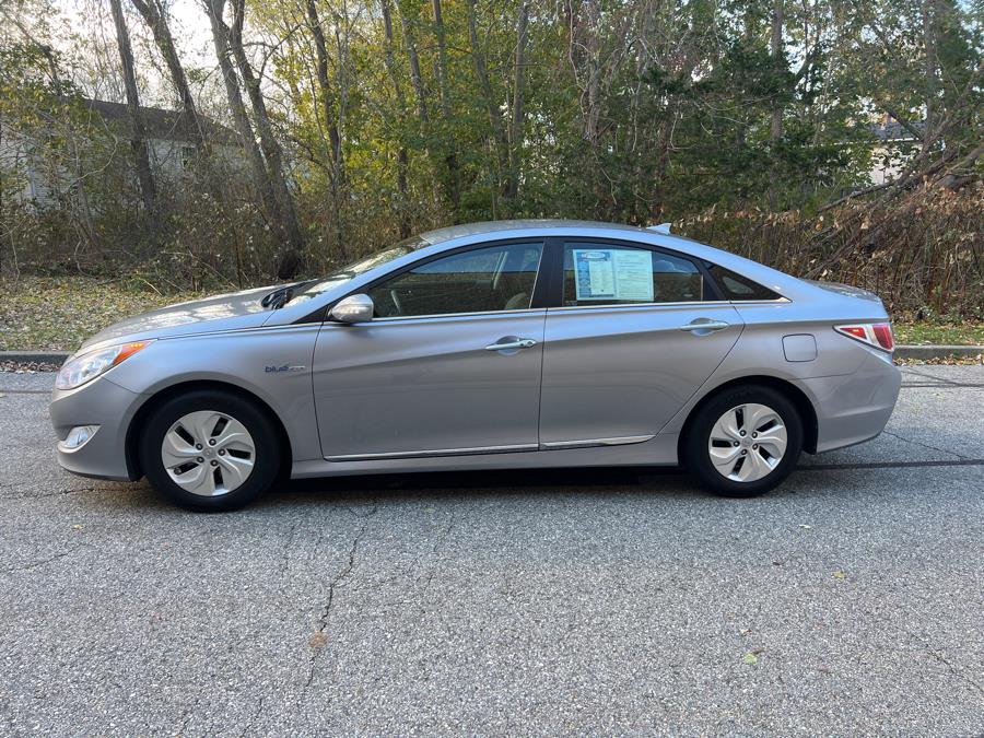 2014 Hyundai Sonata Hybrid 4dr Sdn, available for sale in New London, Connecticut | TJ Motors. New London, Connecticut 2014 Hyundai Sonata Hybrid 4dr Sdn, available for sale in New London, Connecticut | TJ Motors. New London, Connecticut