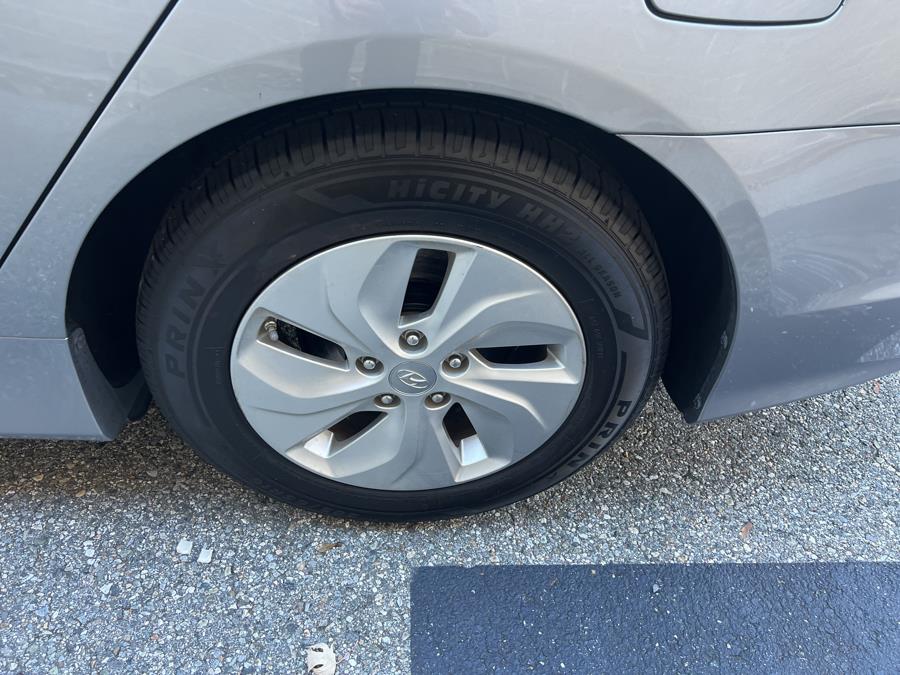 2014 Hyundai Sonata Hybrid 4dr Sdn, available for sale in New London, Connecticut | TJ Motors. New London, Connecticut 2014 Hyundai Sonata Hybrid 4dr Sdn, available for sale in New London, Connecticut | TJ Motors. New London, Connecticut